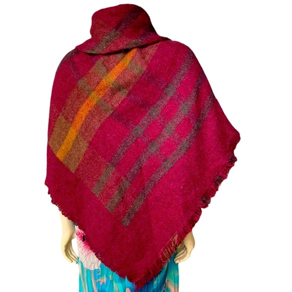 Modena Shawl Plaid Cowl Style Buckle Front Shawl One Size - Picture 4 of 7